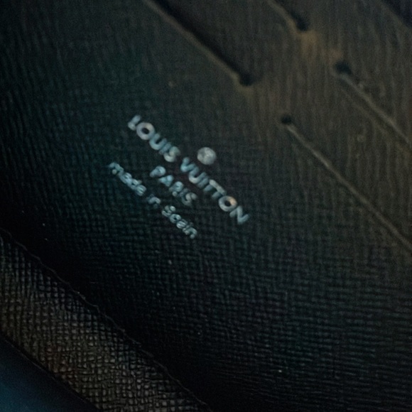 LOUIS VUITTON CLÉMENCE WALLET - Picture 10 of 11